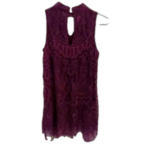 ( 94) Love Fire, xs / tp, lace & fully lined , key hole on the front & back